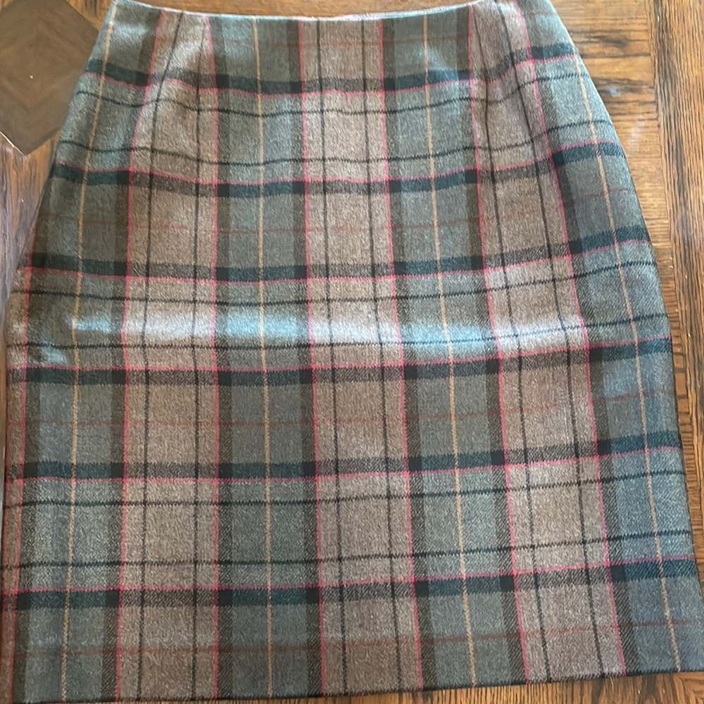 Casual Corner Wool Plaid Skirt